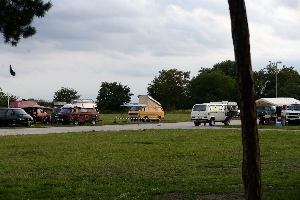 ../Images/VW Bus Festival Berlin 2019 006.jpg